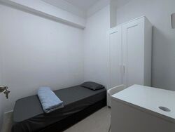 Parkview Apartments (D23), Apartment #627114001